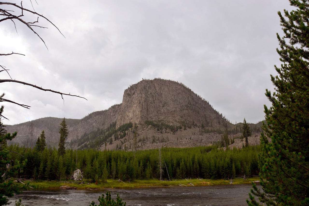 2015-07-23, 010, Yellowstone NP, WY, National Park Mtn