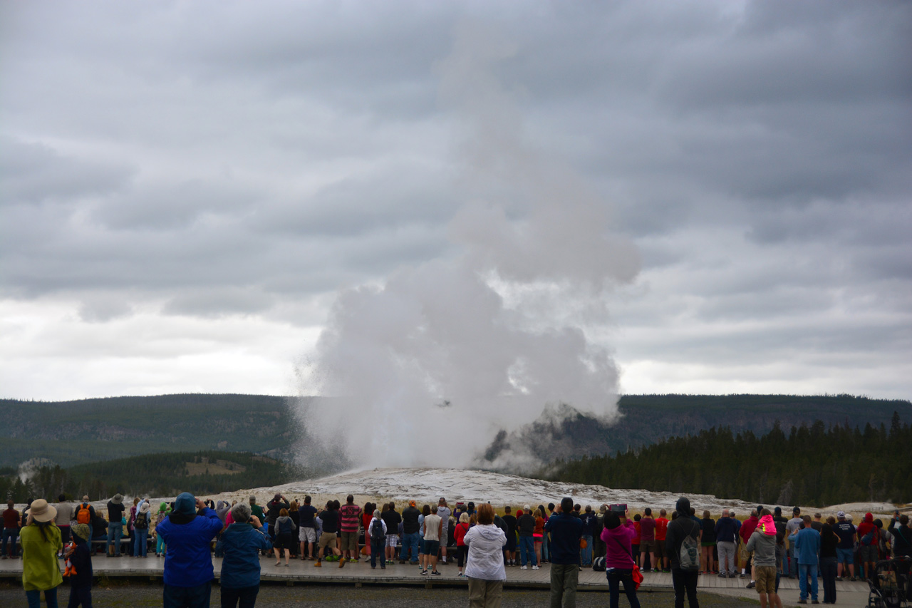 2015-07-27, 039, Yellowstone NP, WY, Old Faithful. Geyser