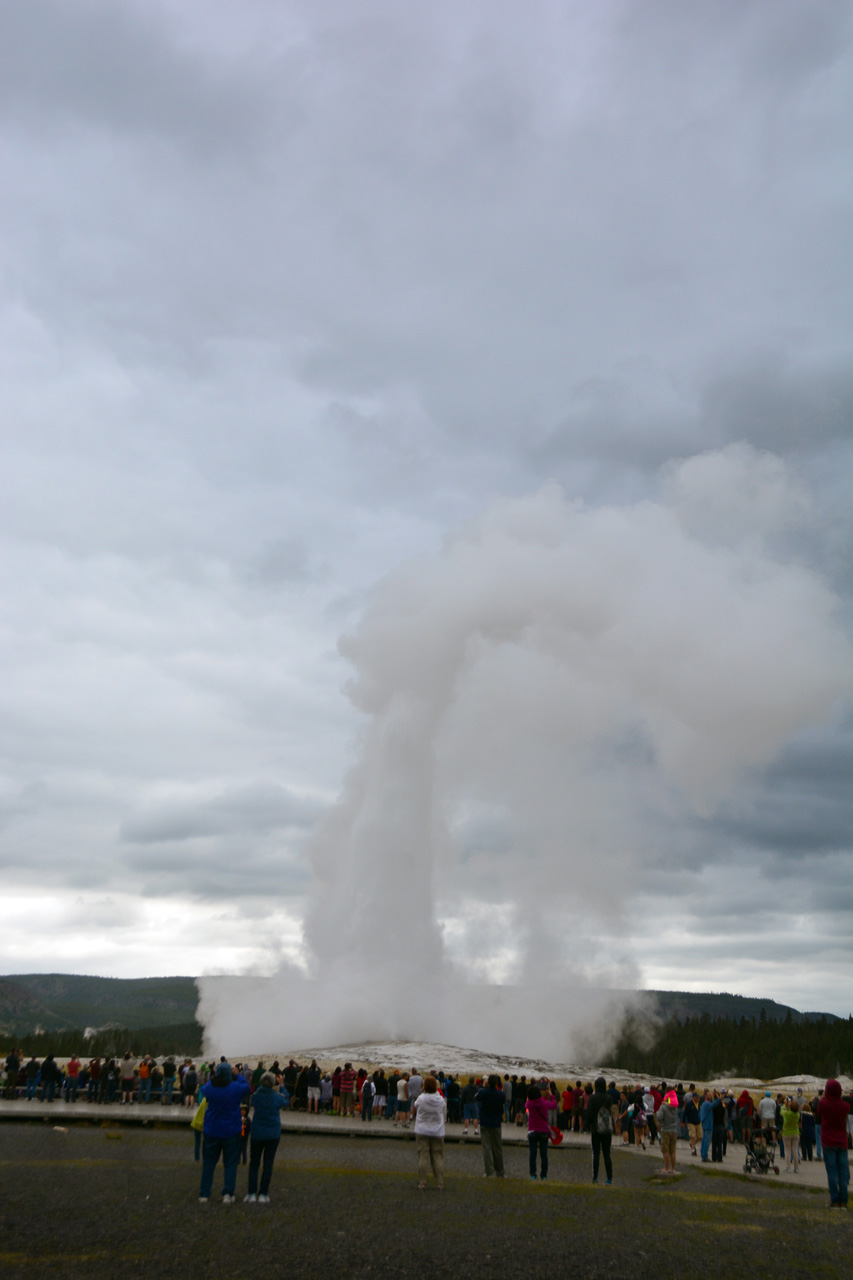 2015-07-27, 051, Yellowstone NP, WY, Old Faithful. Geyser