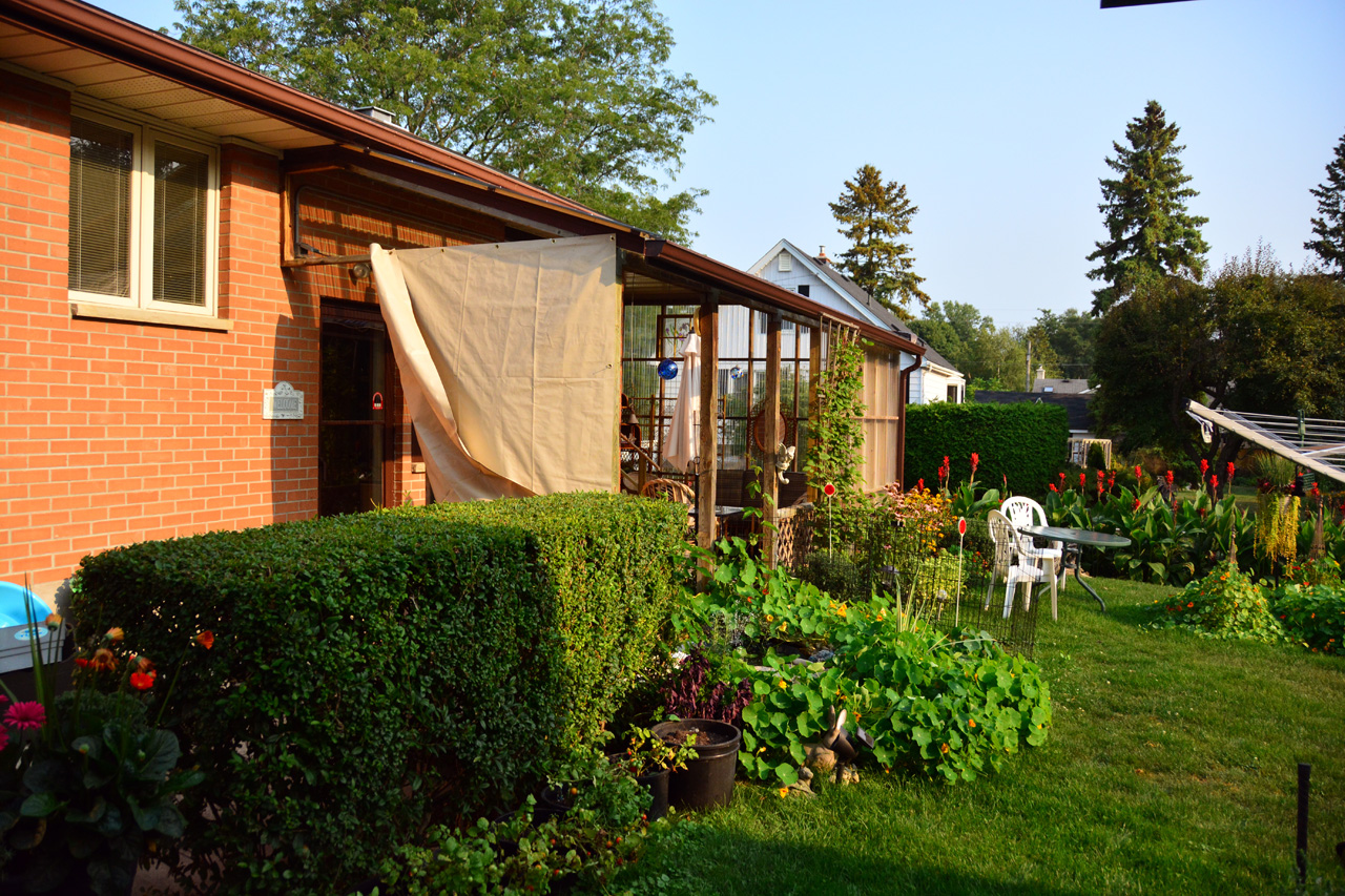 2015-09-01, 004, The Roth's House, London, Ont, CA