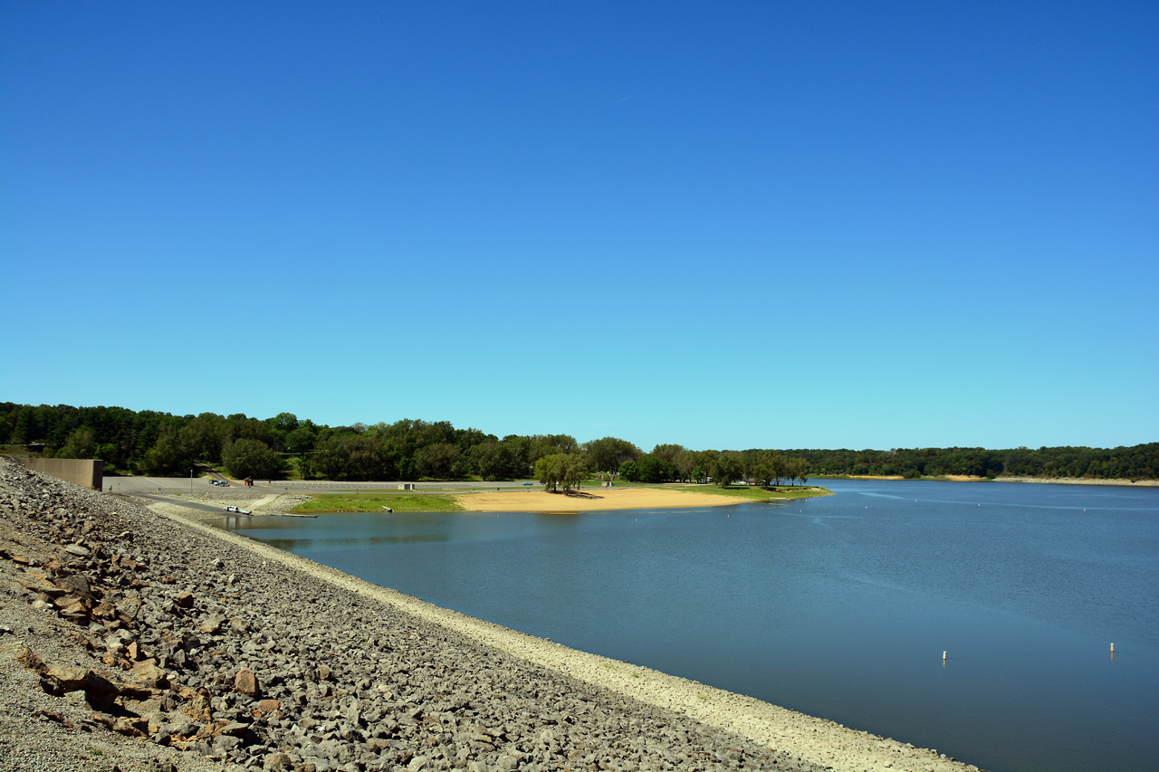 2015-09-09, 014, Coralville Dam - Lake