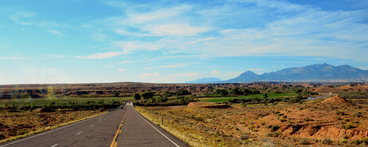 2015-09-26, 010, Along Utah Rt-24 South from I-70