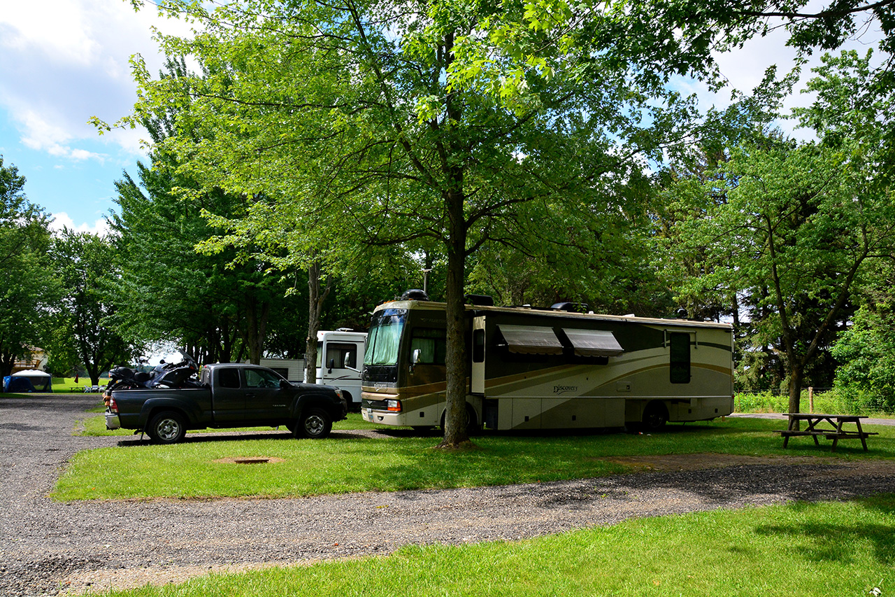 2017-06-19, 003, Camper's Corner RV, London, ON