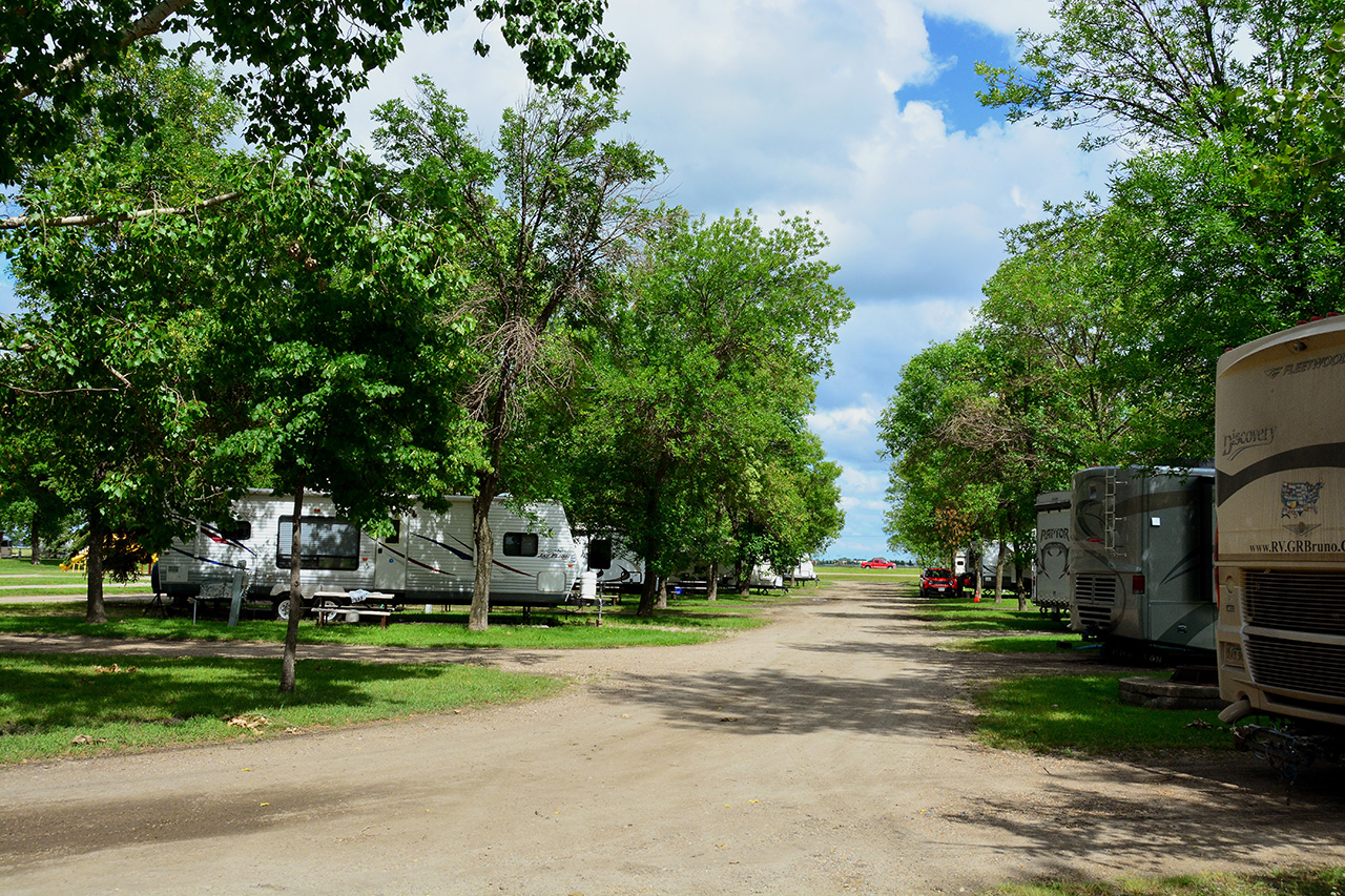 2017-06-30, 007, Grand Forks Campground, Grand Forks, ND