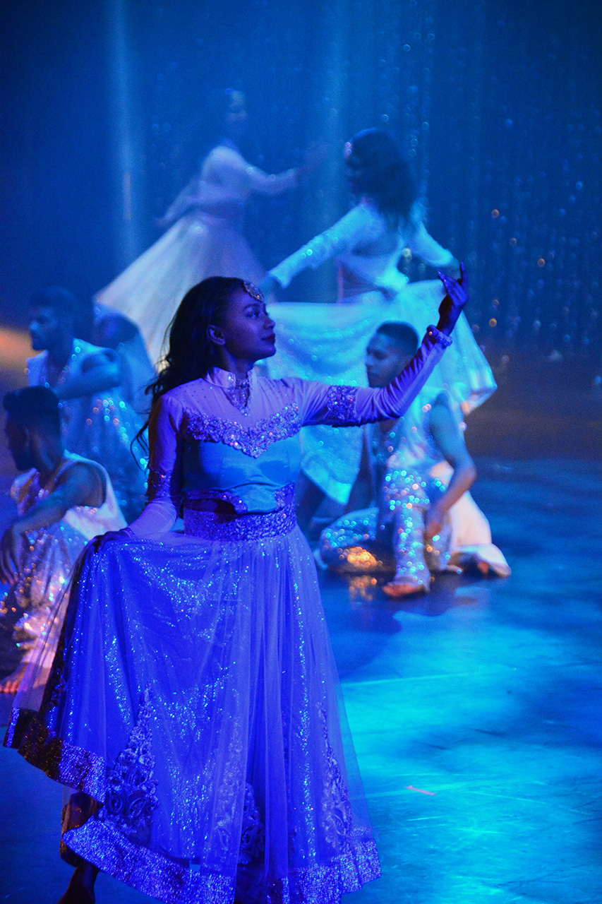 2017-07-08, 067, Calgary Stampede, AB, Bollywood Dance