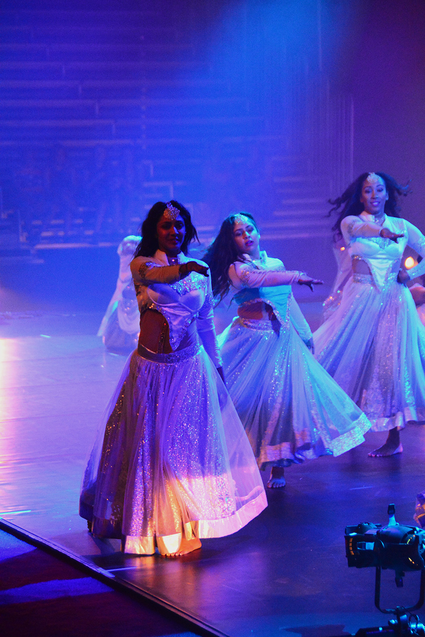2017-07-08, 070, Calgary Stampede, AB, Bollywood Dance