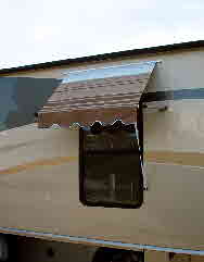 2011-08-01, 010, Rear Awning