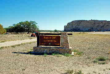 2012-09-14, 001, Register Cliff, WY