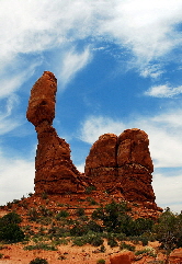 2013-05-18, 050, Balanced Rock, Arches NP, UT