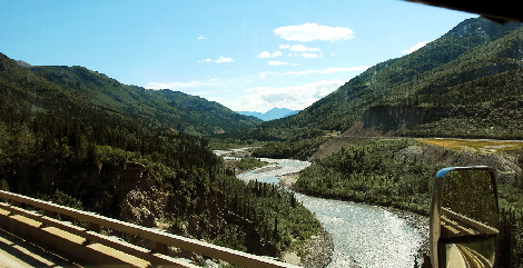 2013-08-07, 002, Along A4 in Alaska