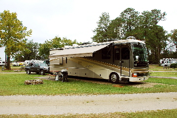 2013-10-11, 001, Kamper's Lodge CG, Wilson, NC