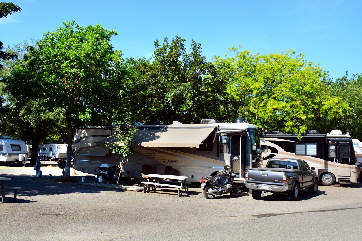 2015-07-01, 002, Waiika Trailer Haven, Yreka, CA