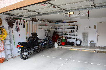 2015-12-18, 001, The Garage
